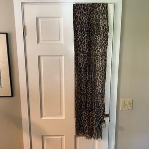Authentic Dolce & Gabbana Silk Leopard Wrap Scarf with Tags